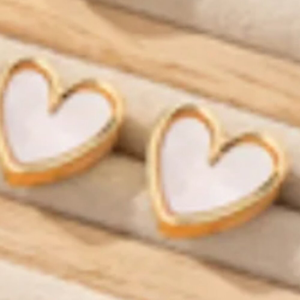 Heart-Shaped Red Earrings - Picture 4 of 5